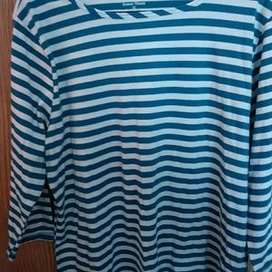 Adorable striped cotton shirt.